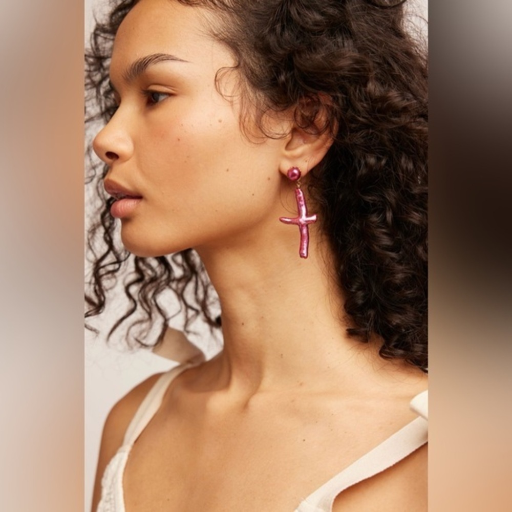 NWT Free People Ariana Ost Pearl Cross Dangle Earrings New $68 Jewelry